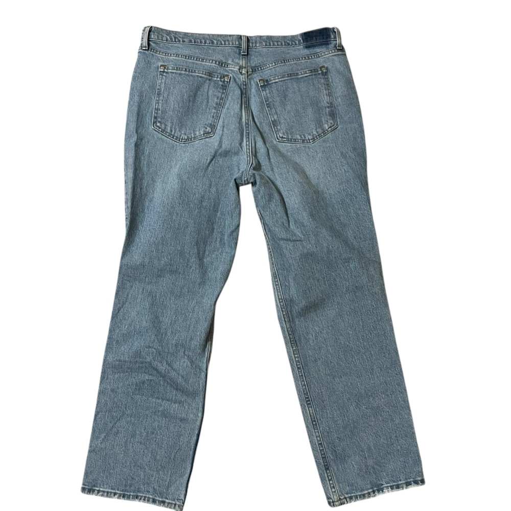 Abercrombie & Fitch Relaxed 90s Straight Ultra High-Rise Ripped Jeans Sz 16/33 - Picture 4 of 5